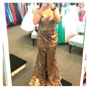 Brand new prom dress